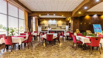 رستوران هتل آرتا قشم رستوران هتل آرتا قشم